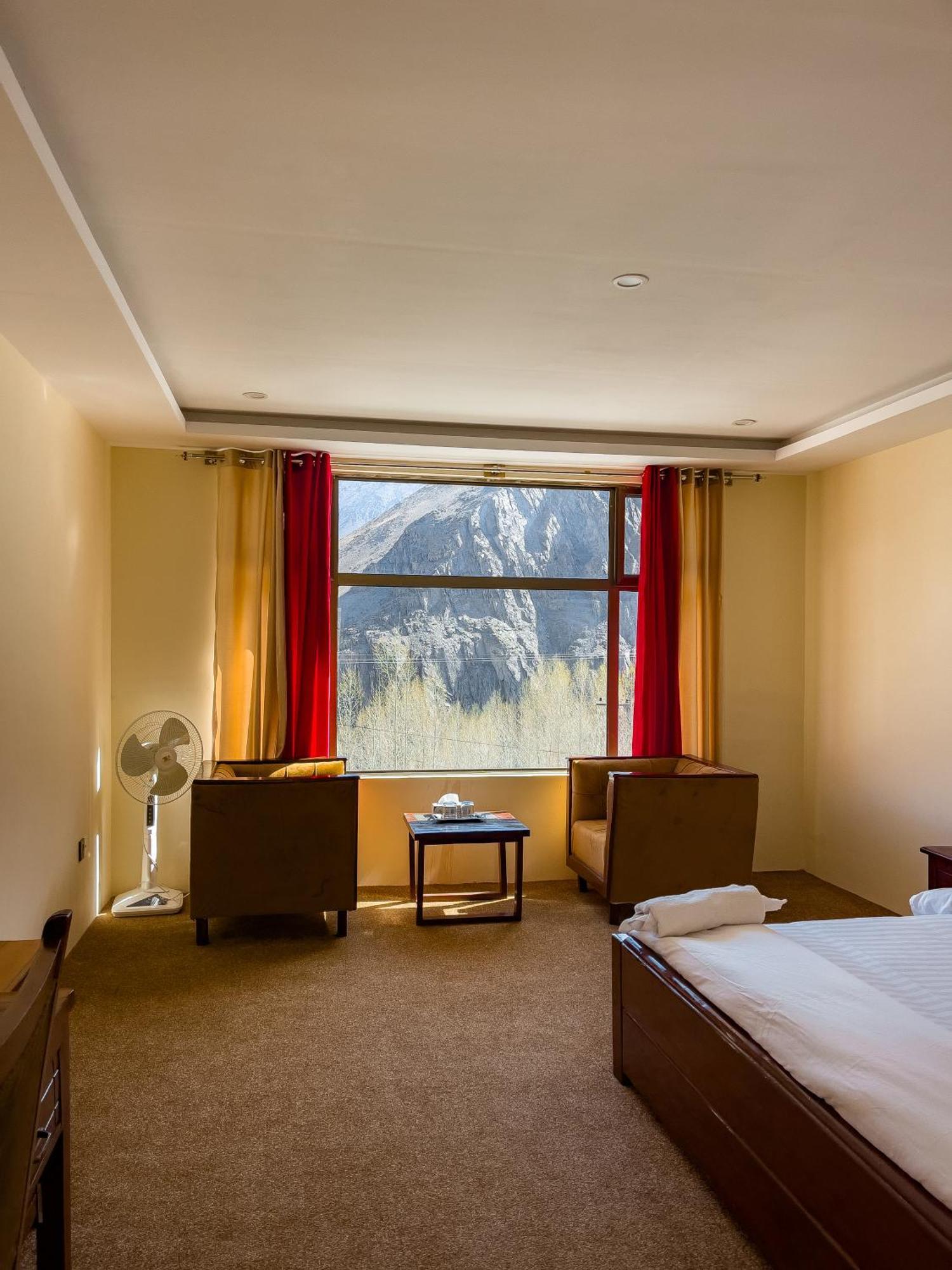 Apex Hotels And Resorts Hussaini Karimabad  Exterior photo